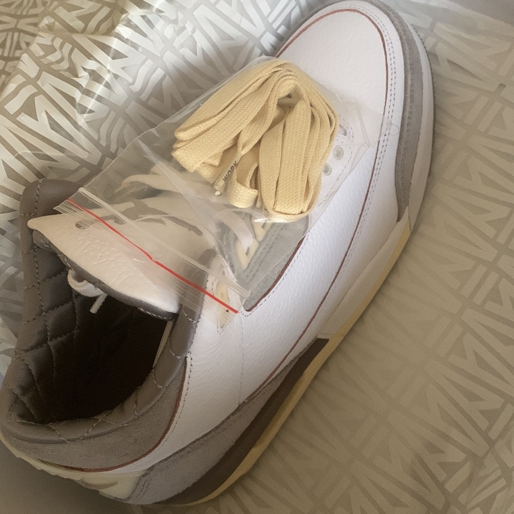 Jordan’ 3 - Picture 5 of 6